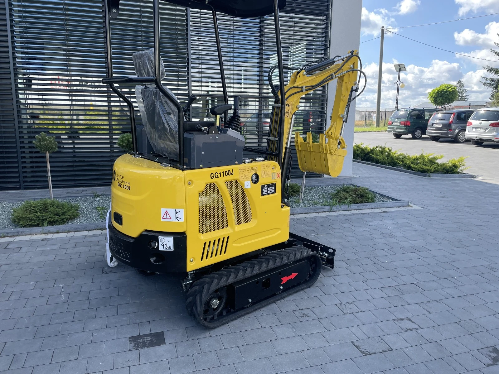 GG1100J