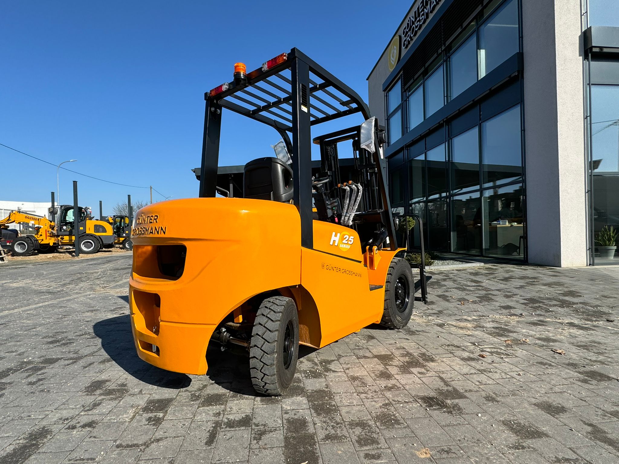 H25 2.5TON – 3M