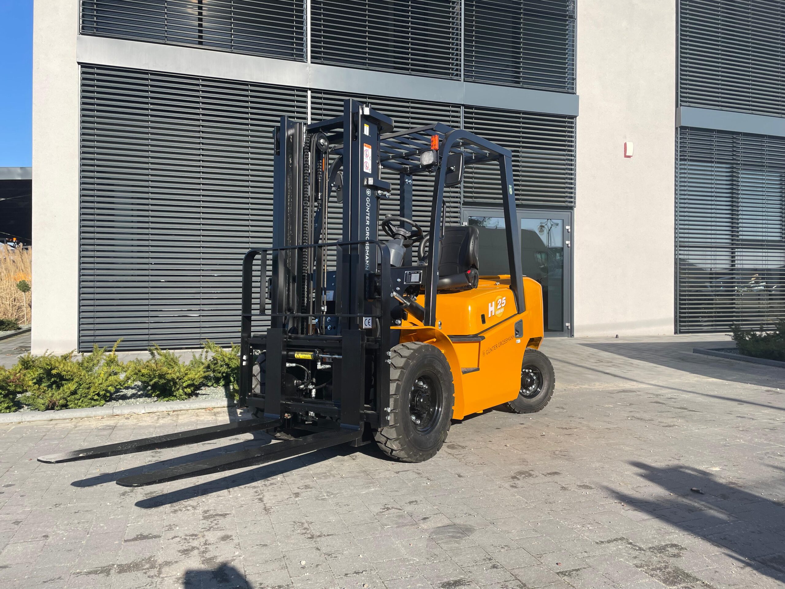 H25 2.5TON – 3M