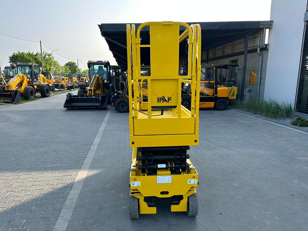 HEBEBÜHNE 6M
