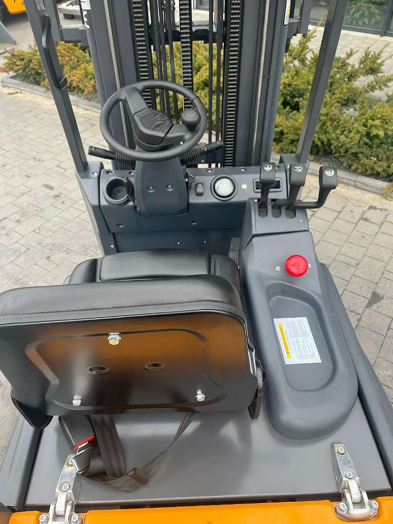 Elektrischer Mini-Dreirad-Gabelstapler